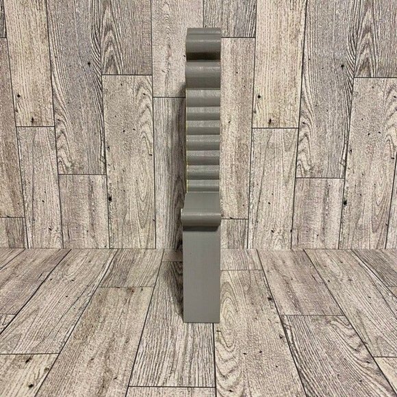 Wooden Giraffe Nursery Decor - Picture 3 of 4